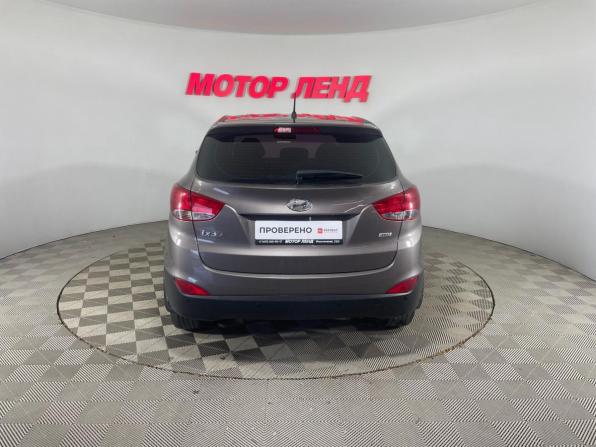 Hyundai ix35 I Рестайлинг с пробегом 2015 года, цена 1 350 000 рублей, 194360 км, внедорожник, Автокод Объявления