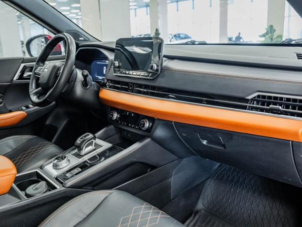 Mitsubishi Outlander IV с пробегом 2023 года, цена 3 946 000 рублей, 30556 км, внедорожник, Автокод Объявления