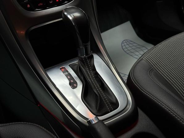 Opel Astra J с пробегом 2012 года, цена 699 000 рублей, 153826 км, хэтчбек, Автокод Объявления