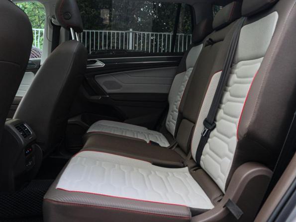 Volkswagen Tiguan II Рестайлинг с пробегом 2021 года, цена 4 055 000 рублей, 42788 км, внедорожник, Автокод Объявления