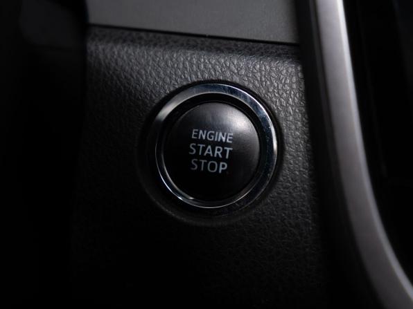 Toyota Camry VIII (XV70) с пробегом 2019 года, цена 2 388 000 рублей, 173316 км, седан, Автокод Объявления