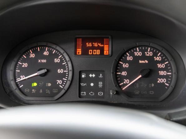 Renault Logan I Рестайлинг с пробегом 2015 года, цена 709 000 рублей, 56764 км, седан, Автокод Объявления
