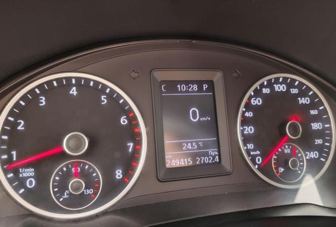 Volkswagen Tiguan I Рестайлинг с пробегом 2013 года, цена 880 000 рублей, 249300 км, внедорожник, Автокод Объявления