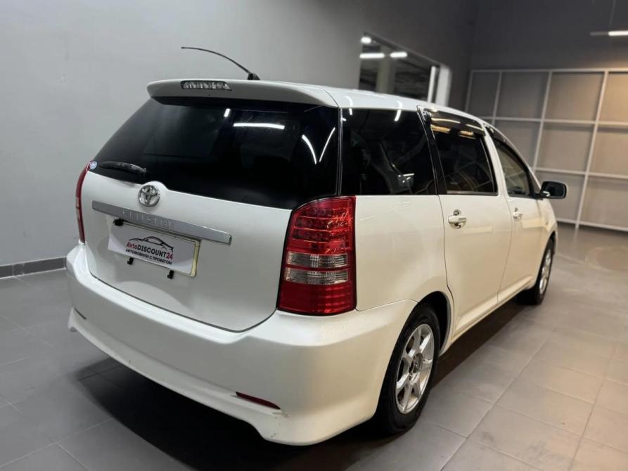 Toyota Wish I Рестайлинг Красноярск  - изображение 4
