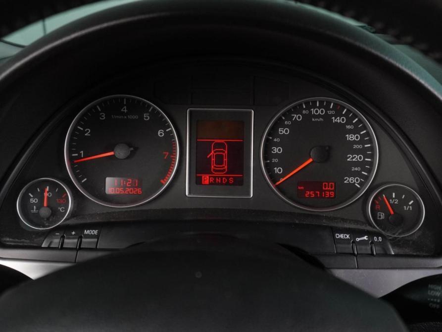 Audi A4 III (B7) Воронеж  - изображение 16