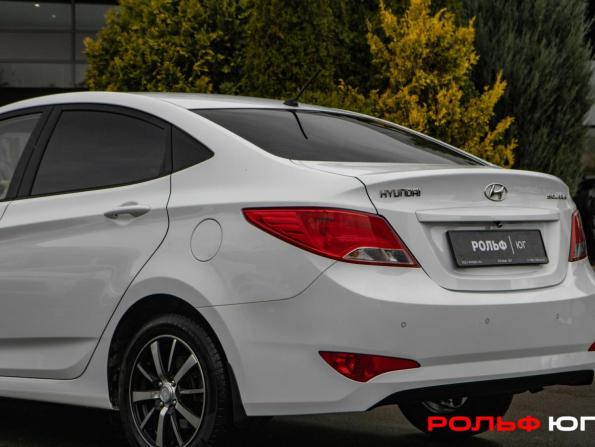 Hyundai Solaris I Рестайлинг с пробегом 2015 года, цена 1 148 000 рублей, 65184 км, седан, Автокод Объявления