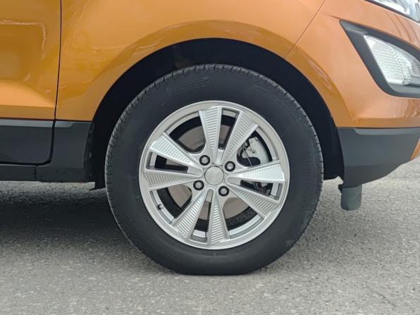 Ford EcoSport II Рестайлинг с пробегом 2019 года, цена 1 415 000 рублей, 63804 км, внедорожник, Автокод Объявления