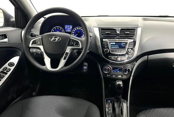 Hyundai Solaris I Рестайлинг с пробегом 2015 года, цена 1 250 000 рублей, 80163 км, седан, Автокод Объявления