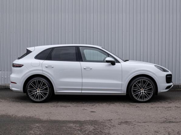 Porsche Cayenne III с пробегом 2018 года, цена 6 099 000 рублей, 117419 км, внедорожник, Автокод Объявления