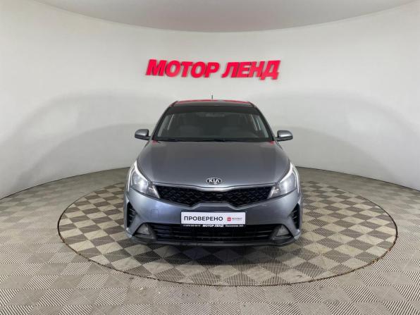 Kia Rio IV Рестайлинг с пробегом 2020 года, цена 1 430 000 рублей, 142760 км, седан, Автокод Объявления