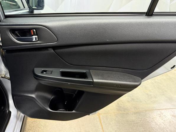 Subaru XV I с пробегом 2011 года, цена 930 000 рублей, 129004 км, внедорожник, Автокод Объявления