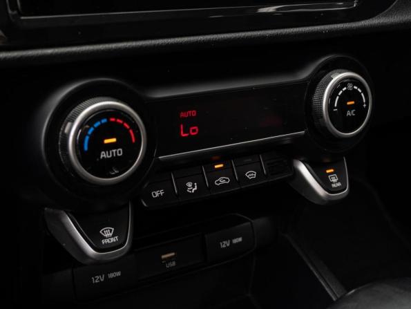 Kia Rio IV Рестайлинг с пробегом 2021 года, цена 1 530 000 рублей, 107666 км, седан, Автокод Объявления