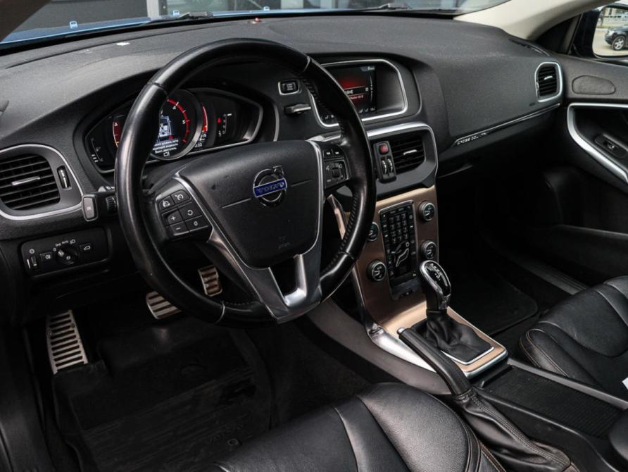 Volvo V40 II Москва  - изображение 12