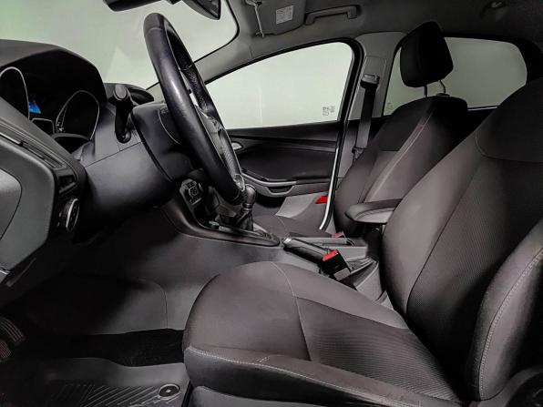 Ford Focus III Рестайлинг с пробегом 2019 года, цена 1 620 000 рублей, 60021 км, хэтчбек, Автокод Объявления