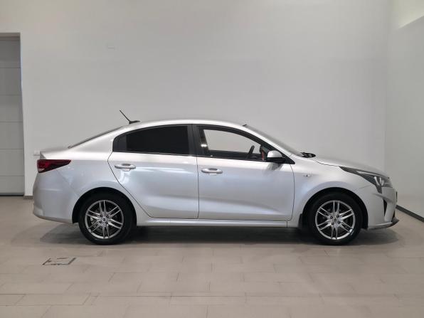 Kia Rio IV Рестайлинг с пробегом 2020 года, цена 1 494 000 рублей, 180539 км, седан, Автокод Объявления