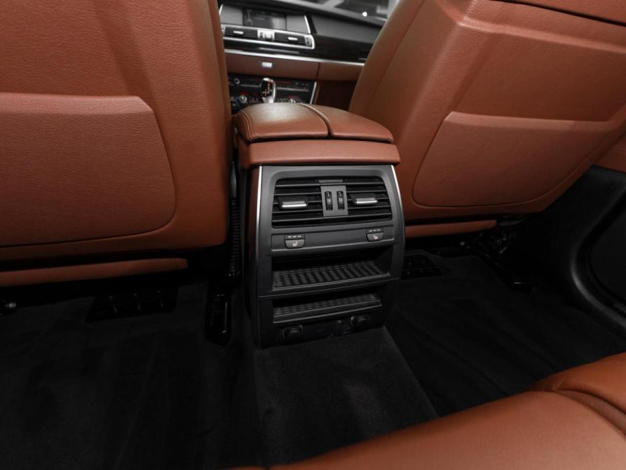 BMW 5 серии VI (F10/F11/F07) Москва  - изображение 13