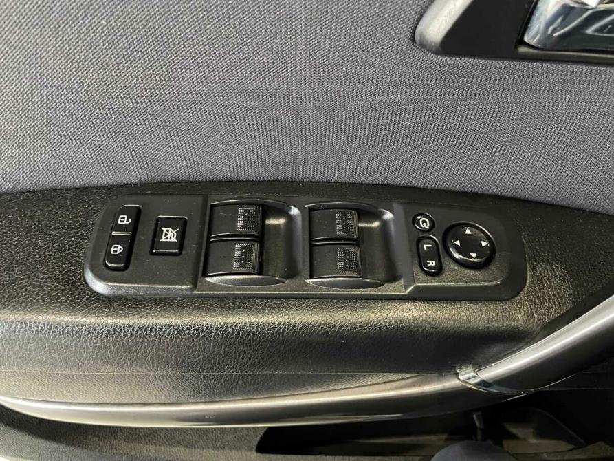 FAW Besturn X80 I Москва  - изображение 9