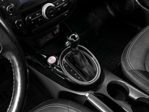 Kia Soul II Рестайлинг с пробегом 2018 года, цена 1 549 000 рублей, 132350 км, хэтчбек, Автокод Объявления