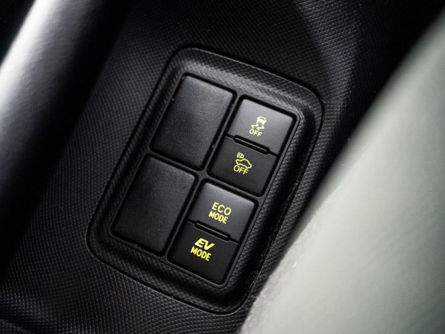 Toyota Aqua I Рестайлинг 2 Иркутск  - изображение 17