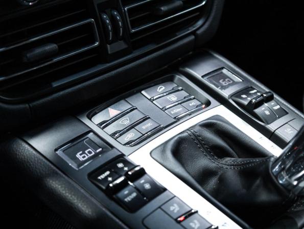 Porsche Macan I Рестайлинг с пробегом 2020 года, цена 4 999 000 рублей, 73198 км, внедорожник, Автокод Объявления
