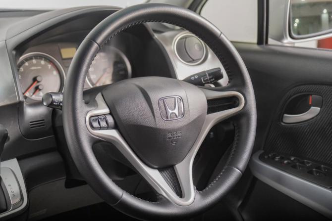 Honda Stream II Рестайлинг с пробегом 2013 года, цена 1 299 000 рублей, 170610 км, компактвэн, Автокод Объявления