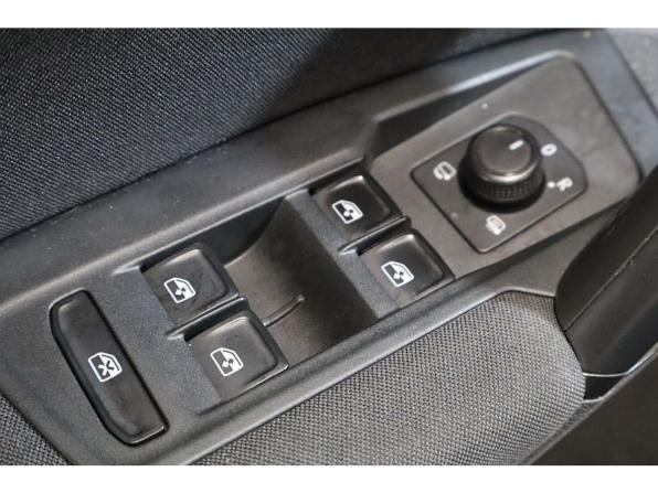 Volkswagen Tiguan II с пробегом 2019 года, цена 2 649 000 рублей, 123525 км, внедорожник, Автокод Объявления