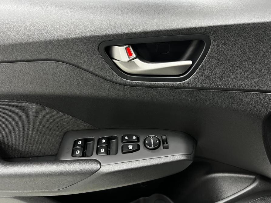 Hyundai Solaris II Казань  - изображение 9