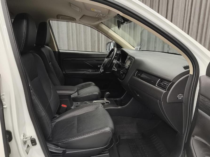 Mitsubishi Outlander III Рестайлинг 2 Красноярск  - изображение 12