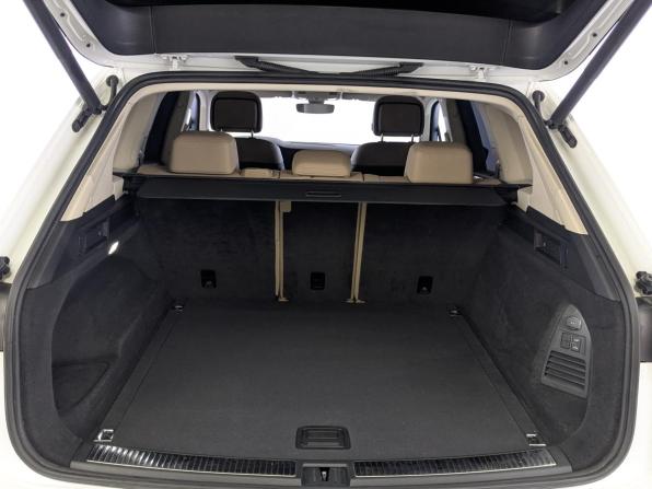 Volkswagen Touareg III с пробегом 2019 года, цена 5 995 000 рублей, 50211 км, внедорожник, Автокод Объявления