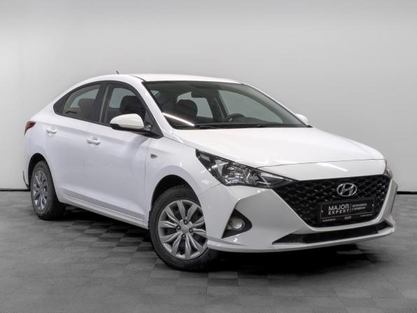 Hyundai Solaris II Рестайлинг с пробегом 2022 года, цена 1 560 000 рублей, 82468 км, седан, Автокод Объявления