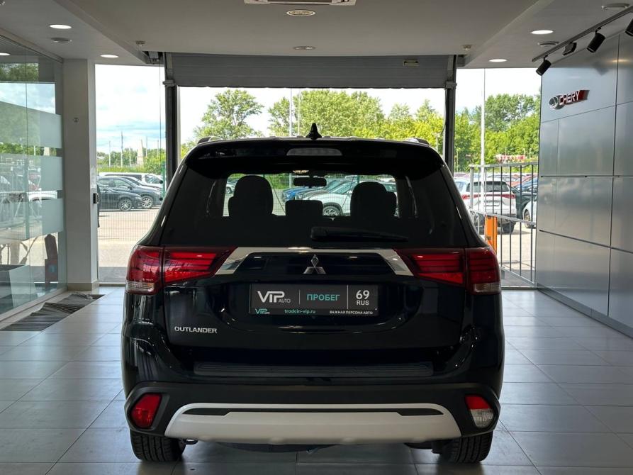 Mitsubishi Outlander III Рестайлинг 3 Тверь  - изображение 5