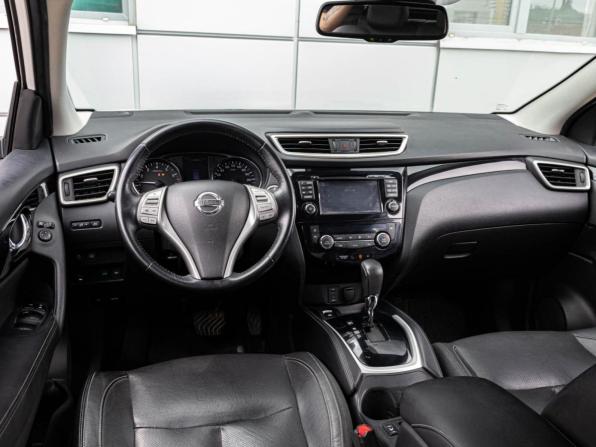 Nissan Qashqai II с пробегом 2018 года, цена 1 790 000 рублей, 73738 км, внедорожник, Автокод Объявления
