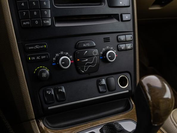Volvo XC90 I Рестайлинг с пробегом 2008 года, цена 1 149 000 рублей, 340378 км, внедорожник, Автокод Объявления