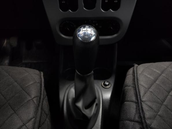 Renault Logan I Рестайлинг с пробегом 2013 года, цена 375 000 рублей, 212488 км, седан, Автокод Объявления