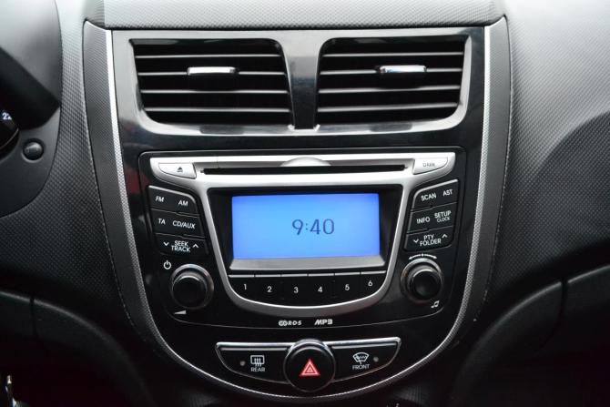 Hyundai Solaris I с пробегом 2011 года, цена 590 000 рублей, 101250 км, хэтчбек, Автокод Объявления