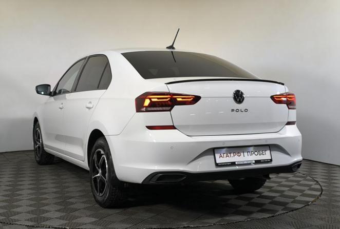 Volkswagen Polo VI с пробегом 2021 года, цена 1 355 000 рублей, 135696 км, лифтбек, Автокод Объявления