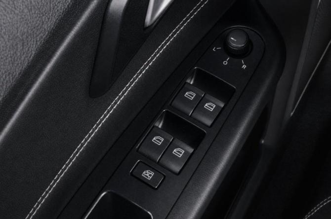 FAW Besturn X40 I с пробегом 2020 года, цена 1 099 000 рублей, 139000 км, внедорожник, Автокод Объявления