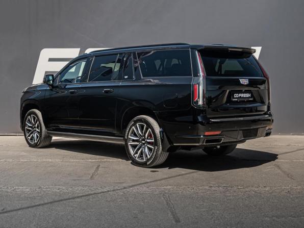 Cadillac Escalade V с пробегом 2021 года, цена 7 800 000 рублей, 116432 км, внедорожник, Автокод Объявления