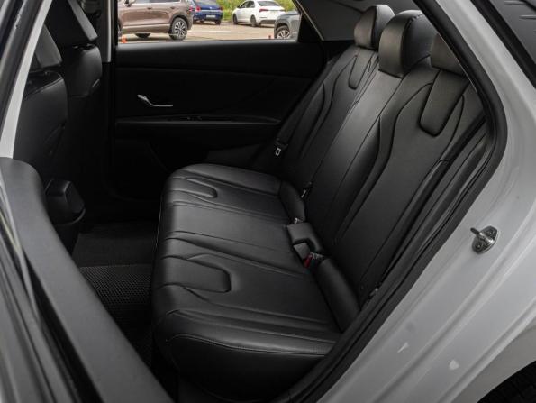 Hyundai Avante VII с пробегом 2020 года, цена 1 850 000 рублей, 96255 км, седан, Автокод Объявления