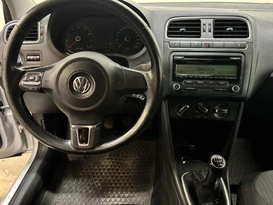 Volkswagen Polo V Саратов  - изображение 10