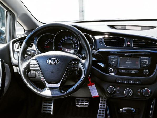 Kia Ceed II с пробегом 2014 года, цена 1 179 000 рублей, 181181 км, хэтчбек, Автокод Объявления