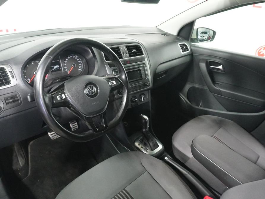 Volkswagen Polo V Рестайлинг Вологда  - изображение 8