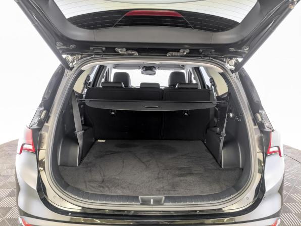 Hyundai Santa Fe IV Рестайлинг с пробегом 2023 года, цена 4 070 000 рублей, 47828 км, внедорожник, Автокод Объявления