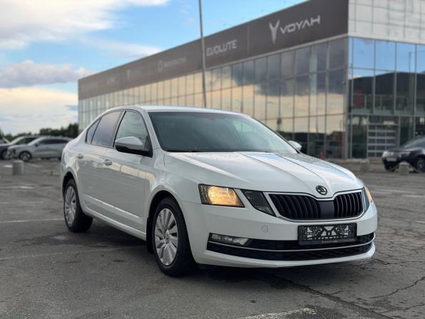 Skoda Octavia III (A7) Рестайлинг с пробегом 2017 года, цена 1 355 000 рублей, 141666 км, лифтбек, Автокод Объявления