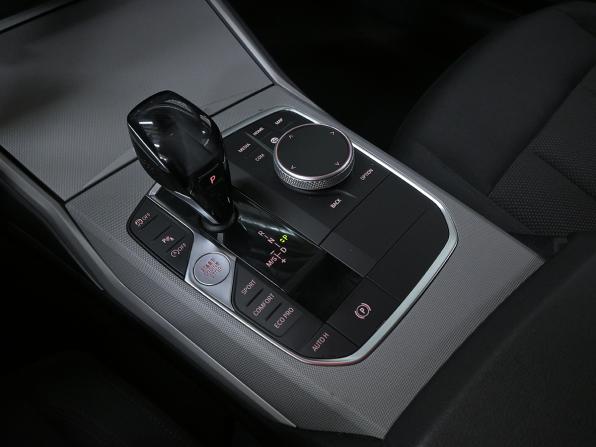 BMW 3 серии VII (G2x) с пробегом 2019 года, цена 3 250 000 рублей, 86981 км, седан, Автокод Объявления