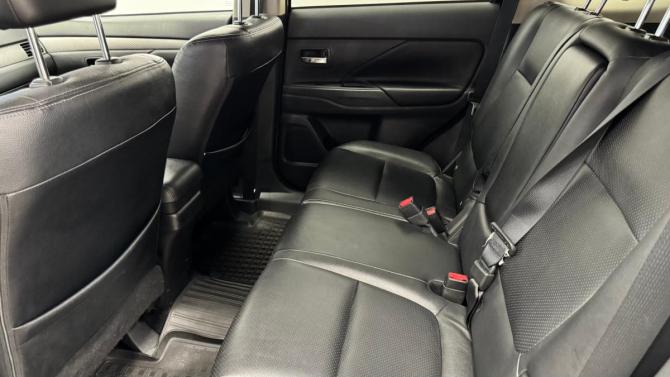Mitsubishi Outlander III с пробегом 2013 года, цена 1 353 000 рублей, 141781 км, внедорожник, Автокод Объявления
