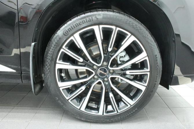 Exeed VX I с пробегом 2023 года, цена 3 230 000 рублей, 46509 км, внедорожник, Автокод Объявления