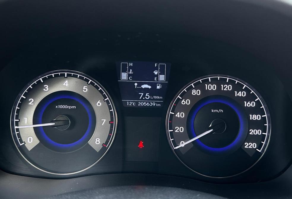 Hyundai Solaris I Рестайлинг Уфа  - изображение 8