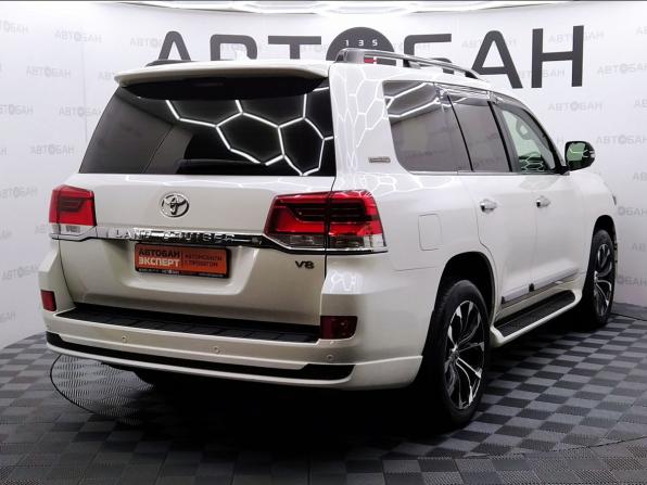 Toyota Land Cruiser 200 Series Рестайлинг 2 с пробегом 2018 года, цена 6 050 000 рублей, 219529 км, внедорожник, Автокод Объявления