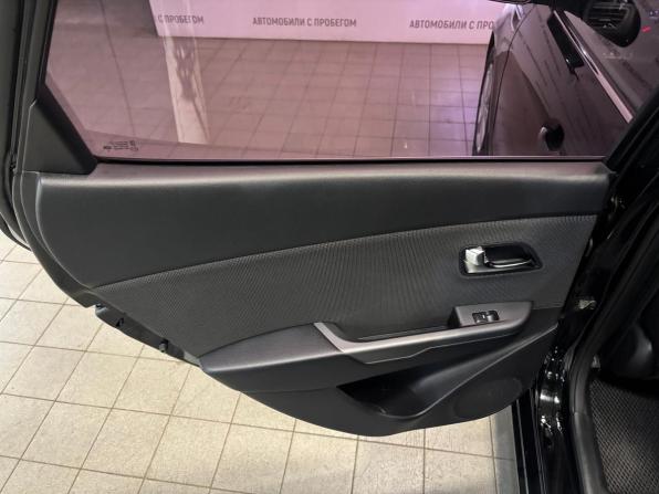 Kia Rio III Рестайлинг с пробегом 2015 года, цена 1 099 000 рублей, 99000 км, хэтчбек, Автокод Объявления